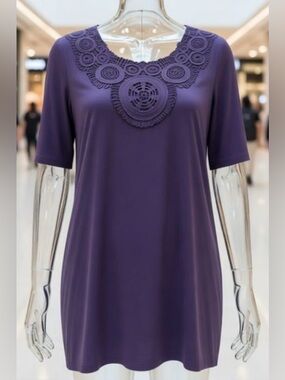 Verbendi Women’s 3X short Sleeve Purple Crochet Accent Blouse